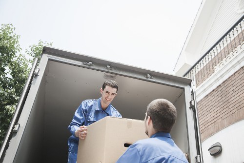 Customer booking a removal truck with Abby Movers